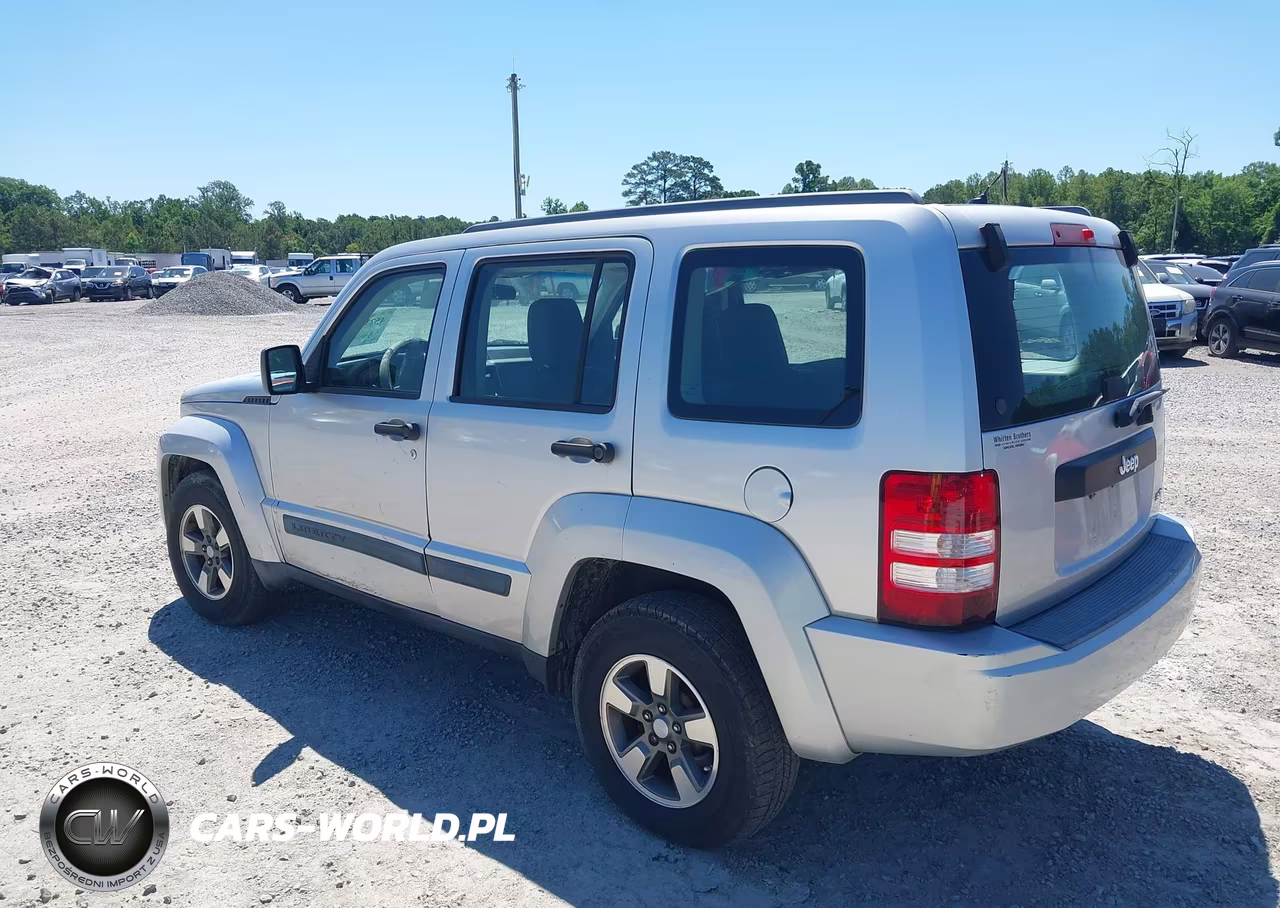 2008 Jeep Liberty Sport VIN:1J8GP28K98W106847 - 3