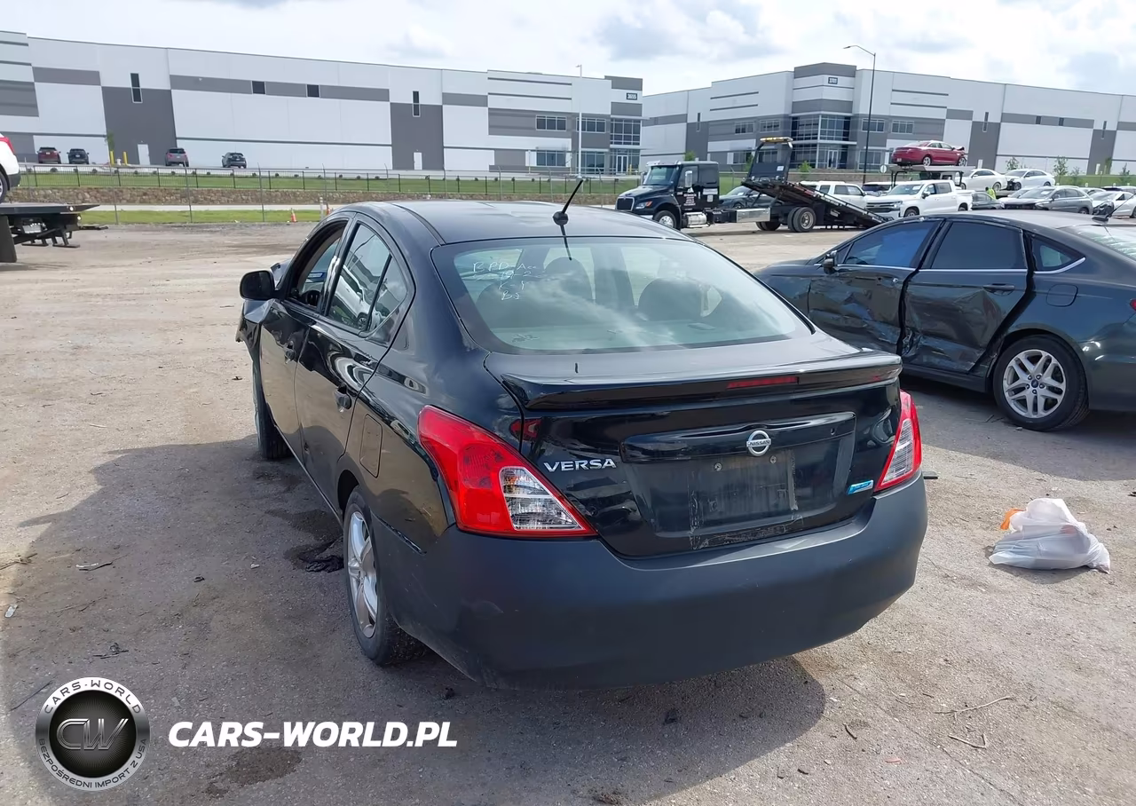 2015 Nissan Versa 1.6 S+ VIN:3N1CN7AP8FL943271 - 3