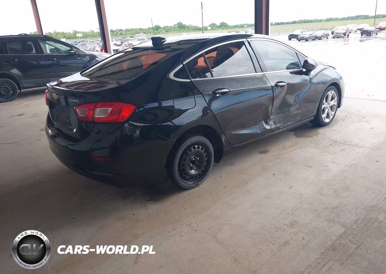 2016 Chevrolet Cruze Premier Auto VIN:1G1BG5SM1G7314686 - 4