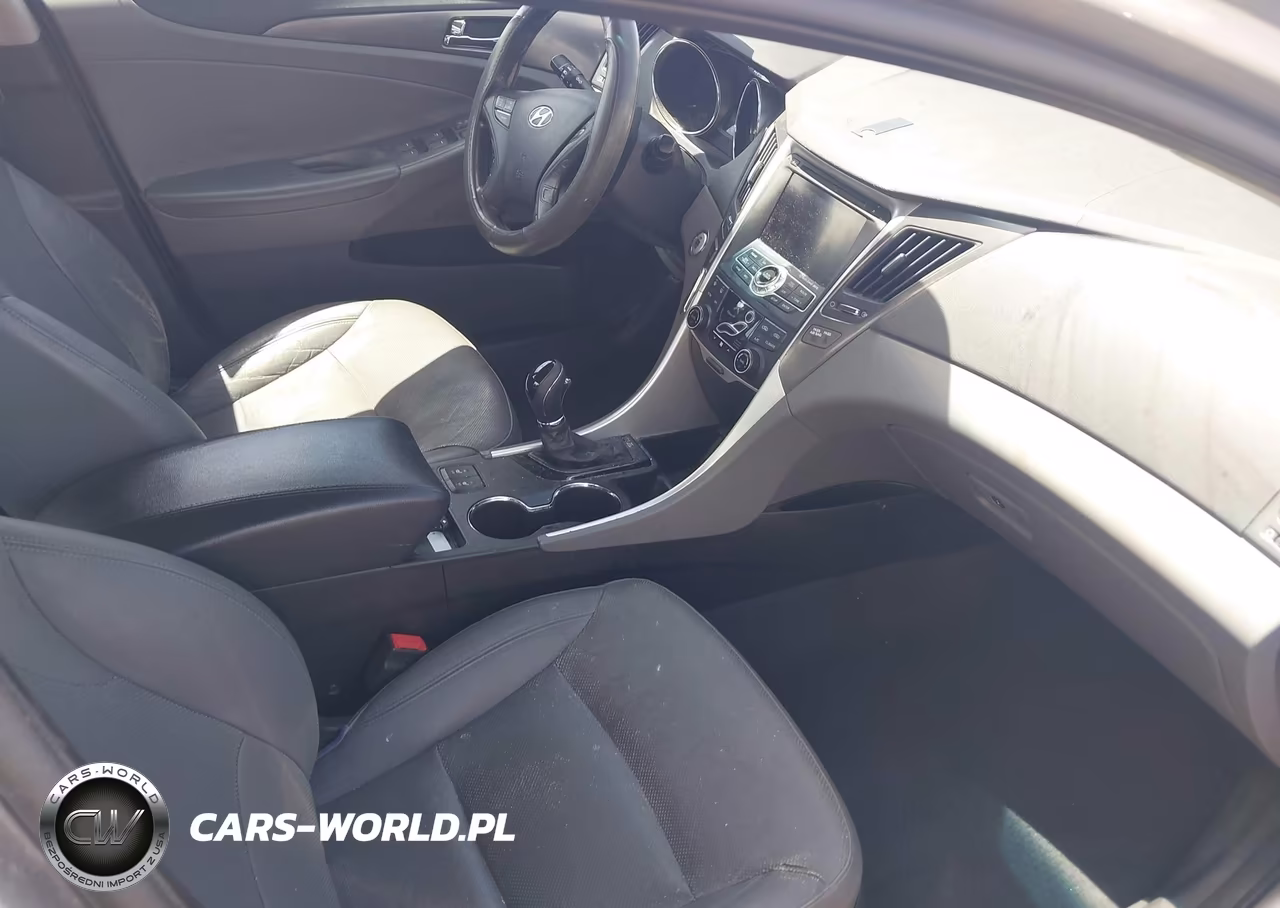 2013 Hyundai Sonata Hybrid Limited VIN:KMHEC4A4XDA072809 - 5