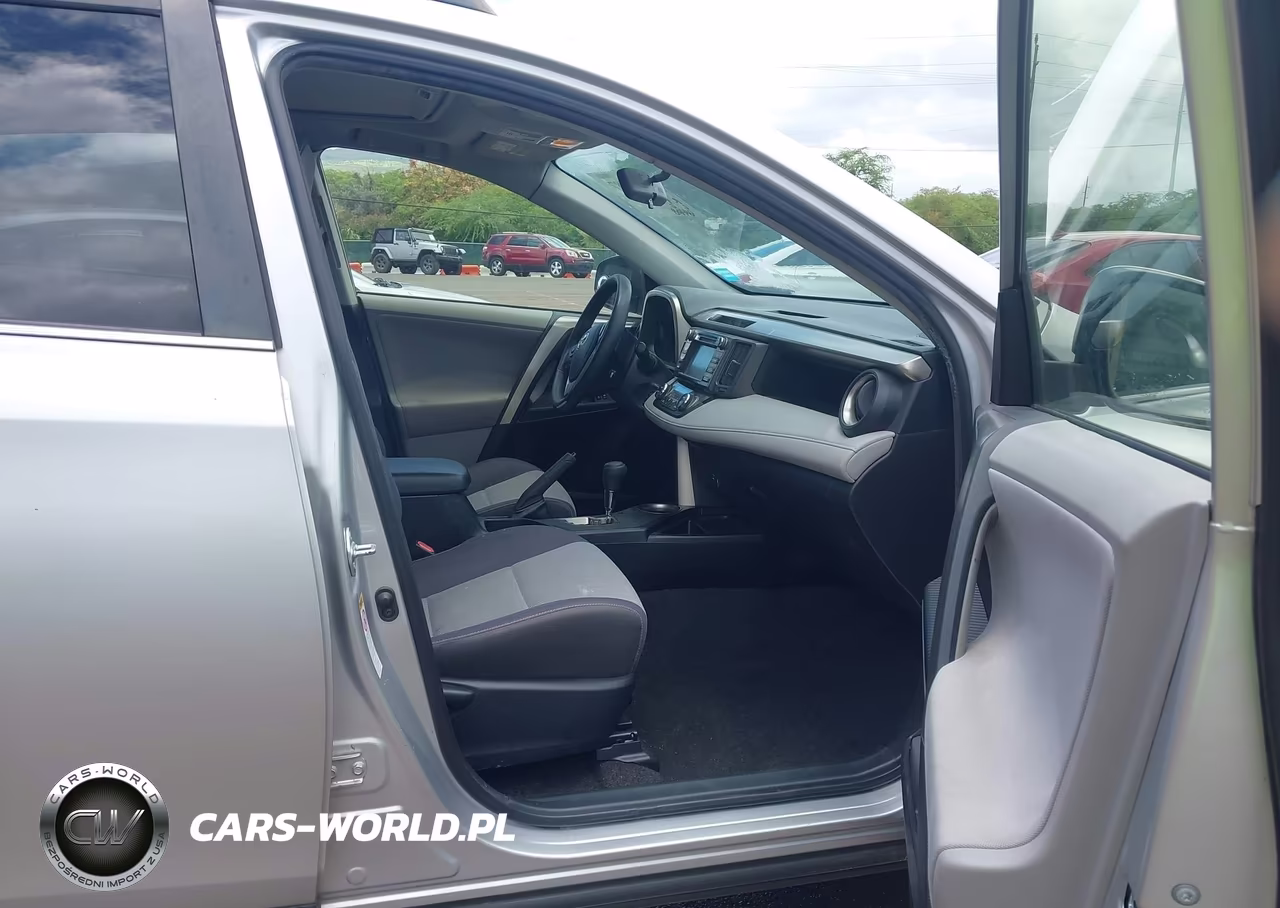 2013 Toyota Rav4 Xle VIN:JTMWFREV8DD010369 - 5
