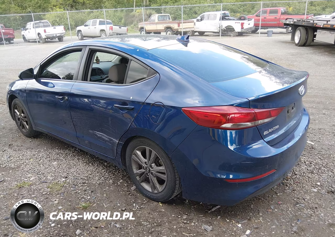 2018 Hyundai Elantra Sel VIN:5NPD84LFXJH361936 - 3
