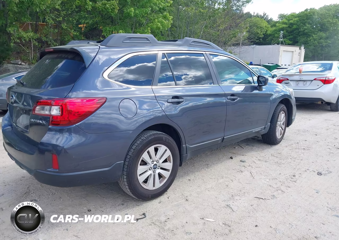 2015 Subaru Outback 2.5I Premium VIN:4S4BSBDC0F3225668 - 4