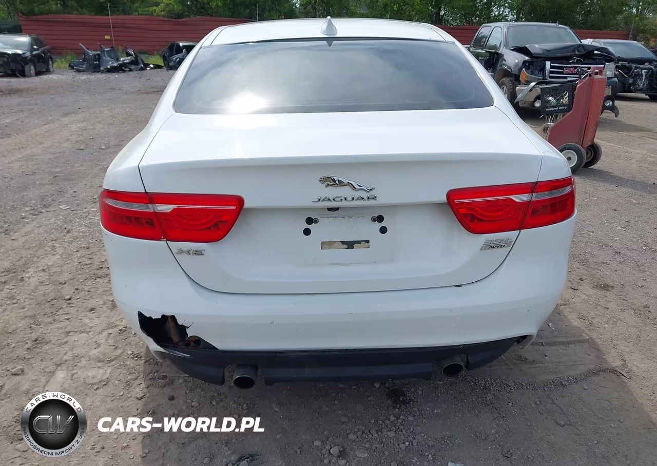 2017 Jaguar Xe 35T Premium VIN:SAJAJ4BV1HA953308 - 17