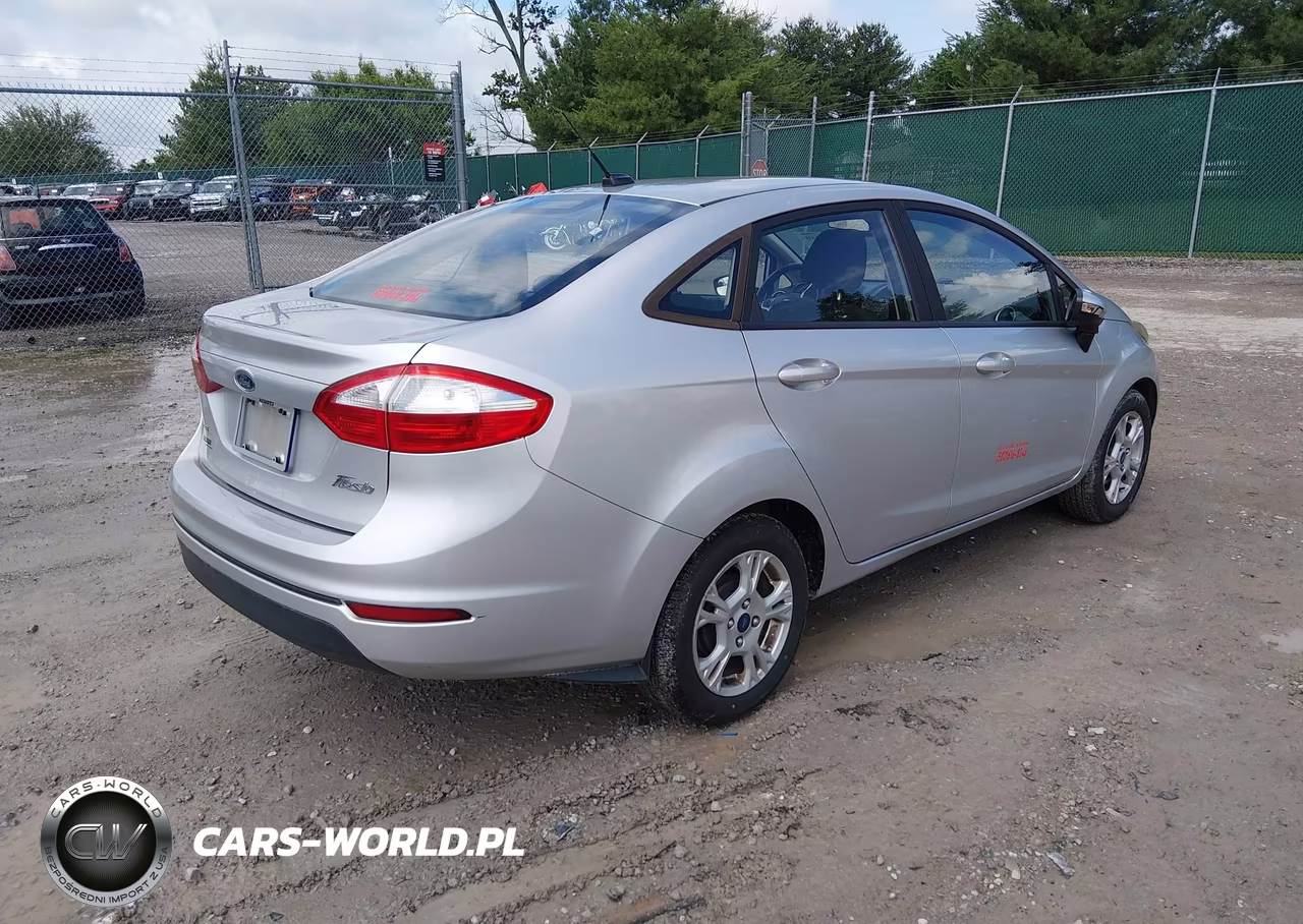 2016 Ford Fiesta Se VIN:3FADP4BJ2GM186051 - 4