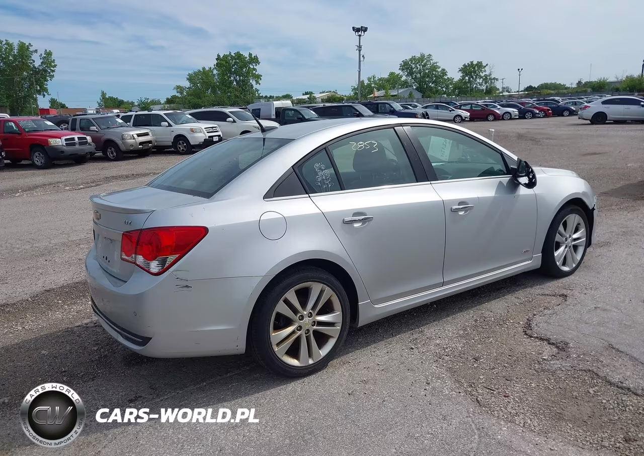 2011 Chevrolet Cruze Ltz VIN:1G1PH5S96B7305456 - 4