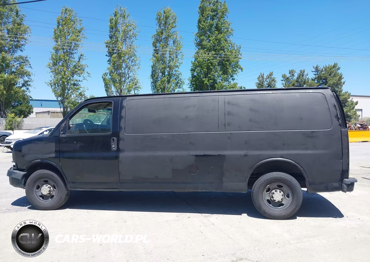 2010 Chevrolet Express 2500 Work Van VIN:1GCZGGBA5A1164924 - 19