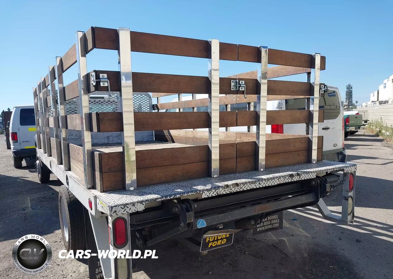 2015 Ford F-450 Chassis Xl VIN:1FDUF4GY4FED29388 - 3