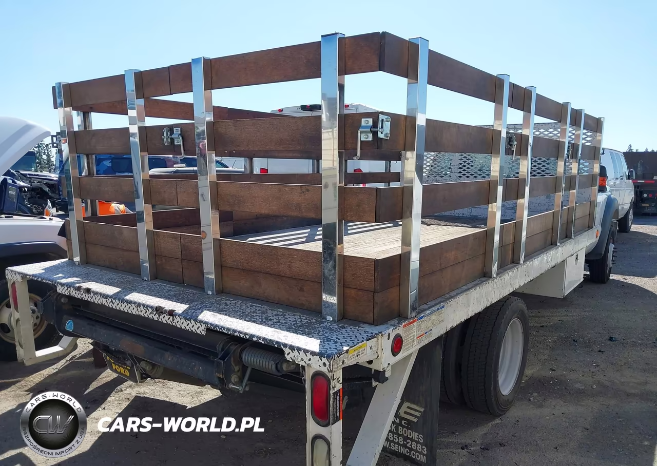 2015 Ford F-450 Chassis Xl VIN:1FDUF4GY4FED29388 - 4