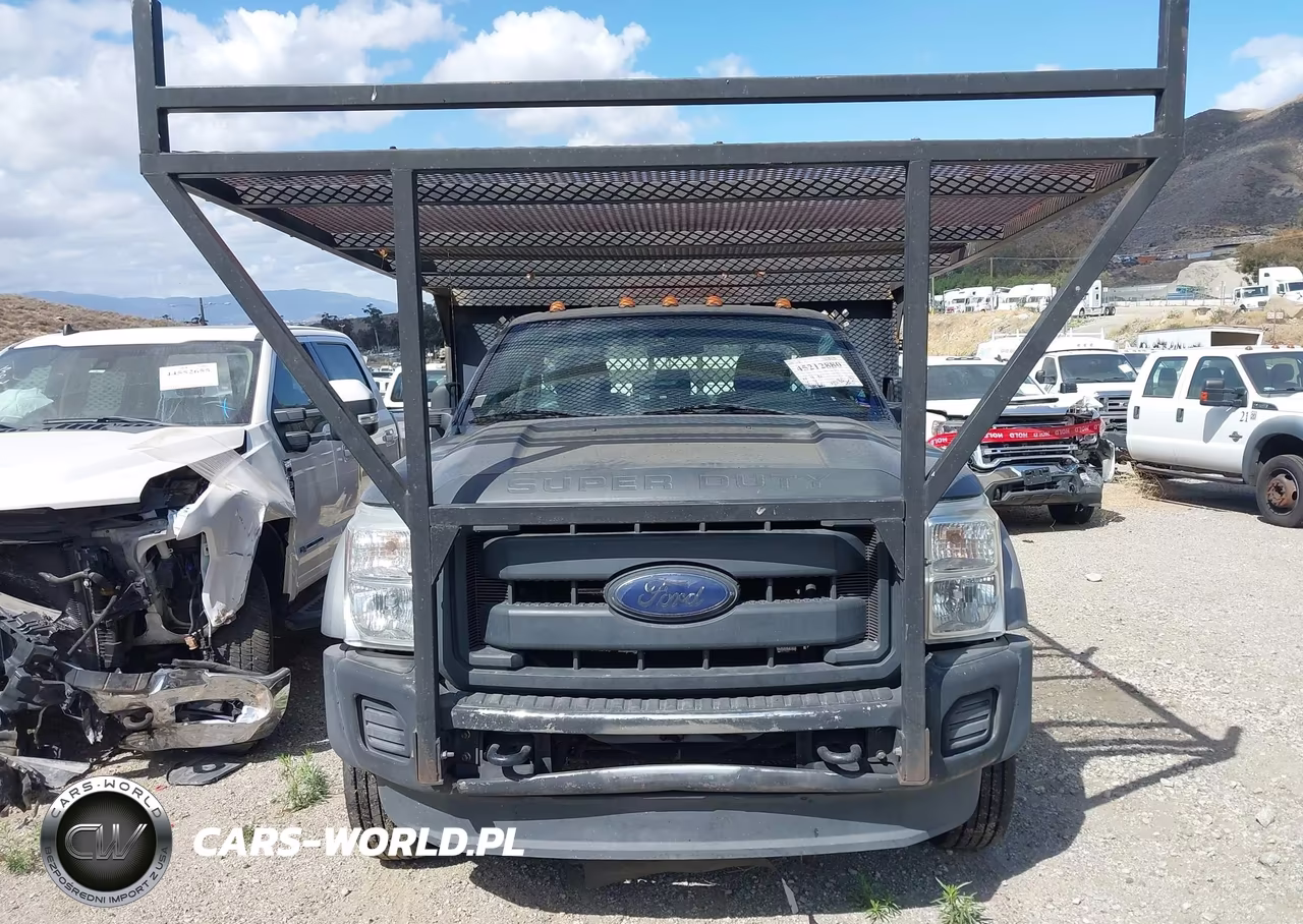 2014 Ford F-550 Chassis Xl VIN:1FDUF5GY8EEB66796 - 15