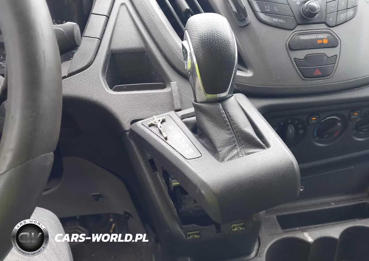 2018 Ford Transit-150 VIN:1FTYE1ZM9JKA48358 - 16