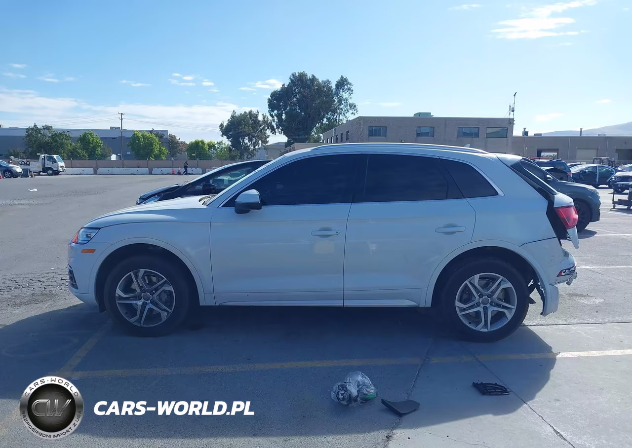2019 Audi Q5 45 Premium VIN:WA1ANAFY8K2125760 - 14