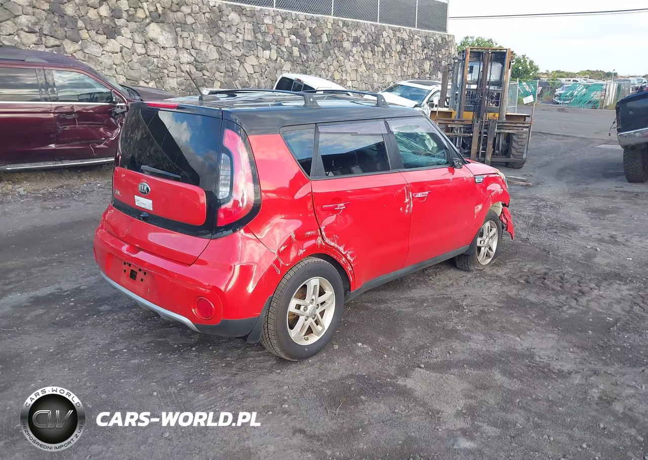 2017 Kia Soul + VIN:KNDJP3A56H7464800 - 4