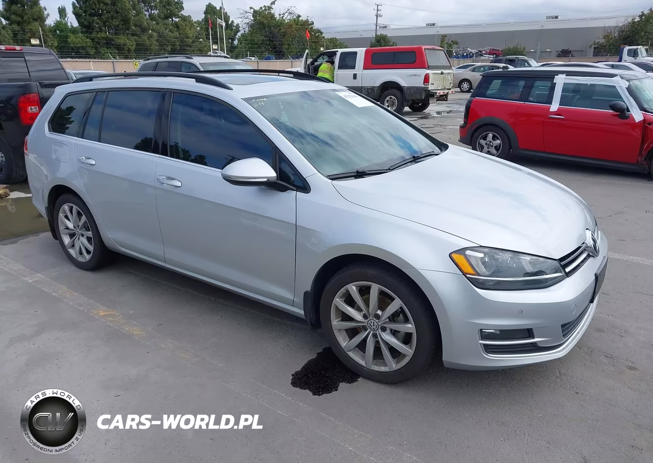 2015 Volkswagen Golf Sportwagen Tsi Se 4-Door