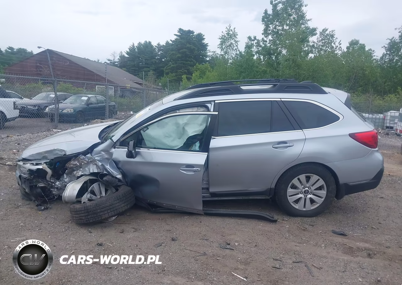 2018 Subaru Outback 2.5I Premium VIN:4S4BSACC9J3384225 - 15