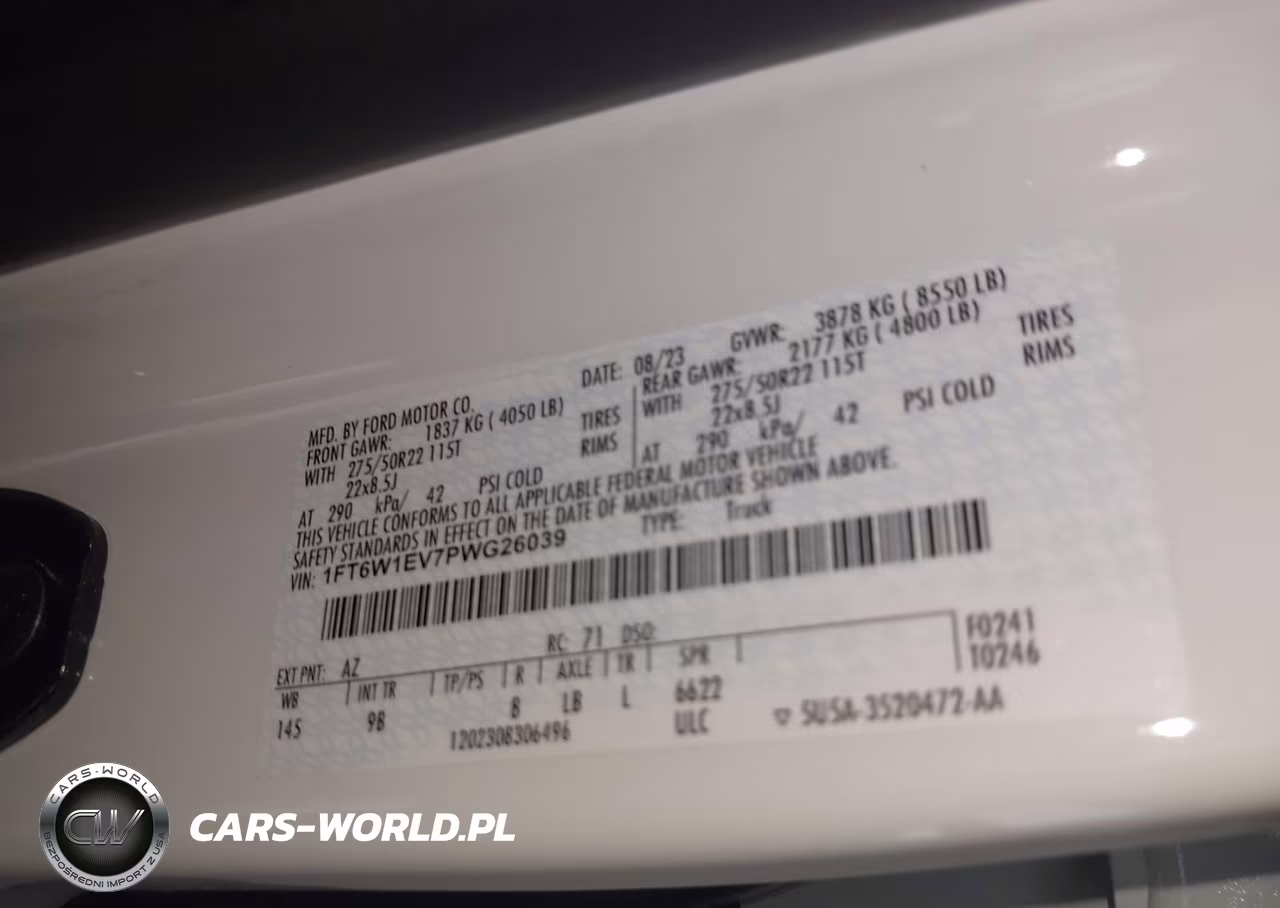 2023 Ford F-150 Lightning Platinum VIN:1FT6W1EV7PWG26039 - 9