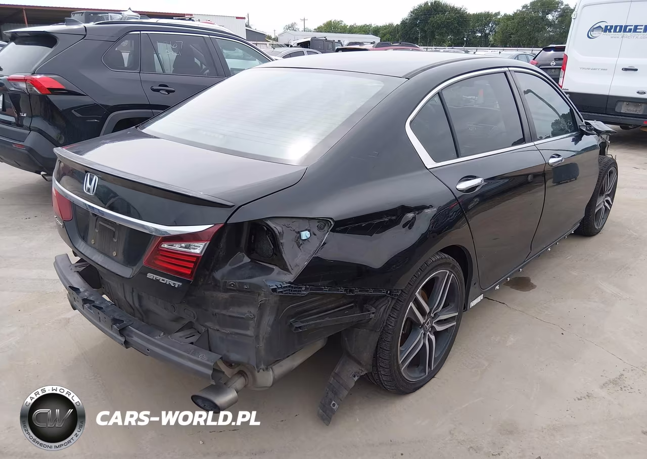 2017 Honda Accord Sport VIN:1HGCR2F68HA047181 - 4