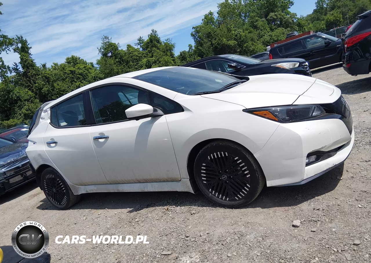 2023 Nissan Leaf Sv Plus 60 Kwh VIN:1N4CZ1CV6PC560944 - 14