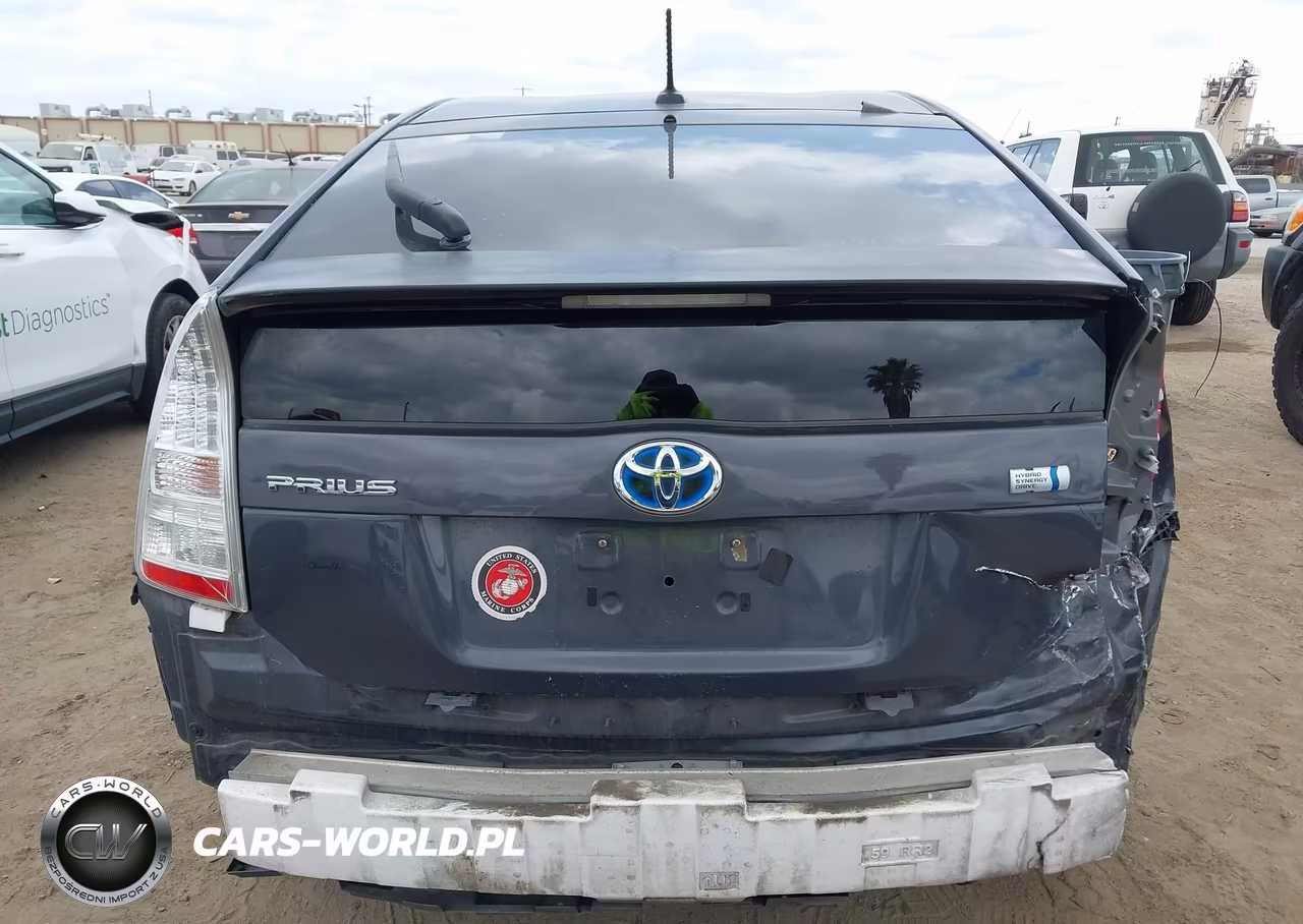 2011 Toyota Prius Two VIN:JTDKN3DU1B5349182 - 16