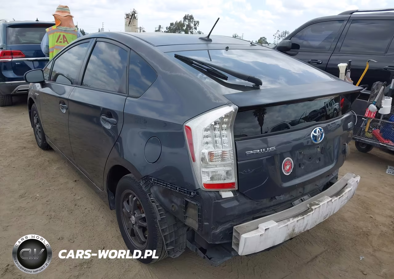 2011 Toyota Prius Two VIN:JTDKN3DU1B5349182 - 3
