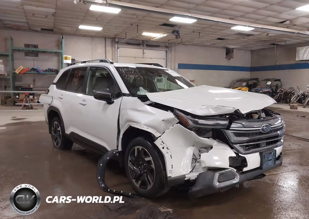 2025 Subaru Forester Limited – zdjęcie 1 z 17