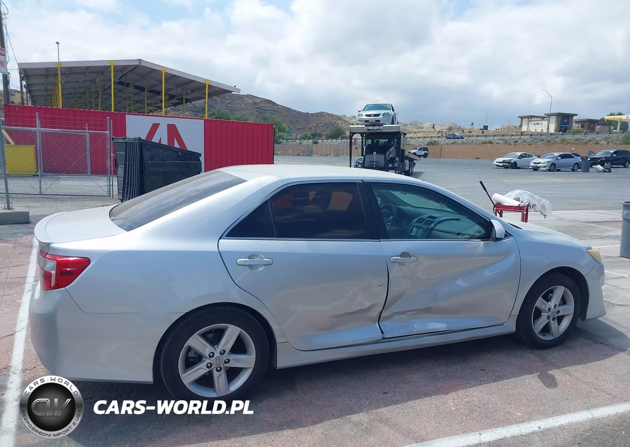 2014 Toyota Camry Se VIN:4T1BF1FK2EU454932 - 13