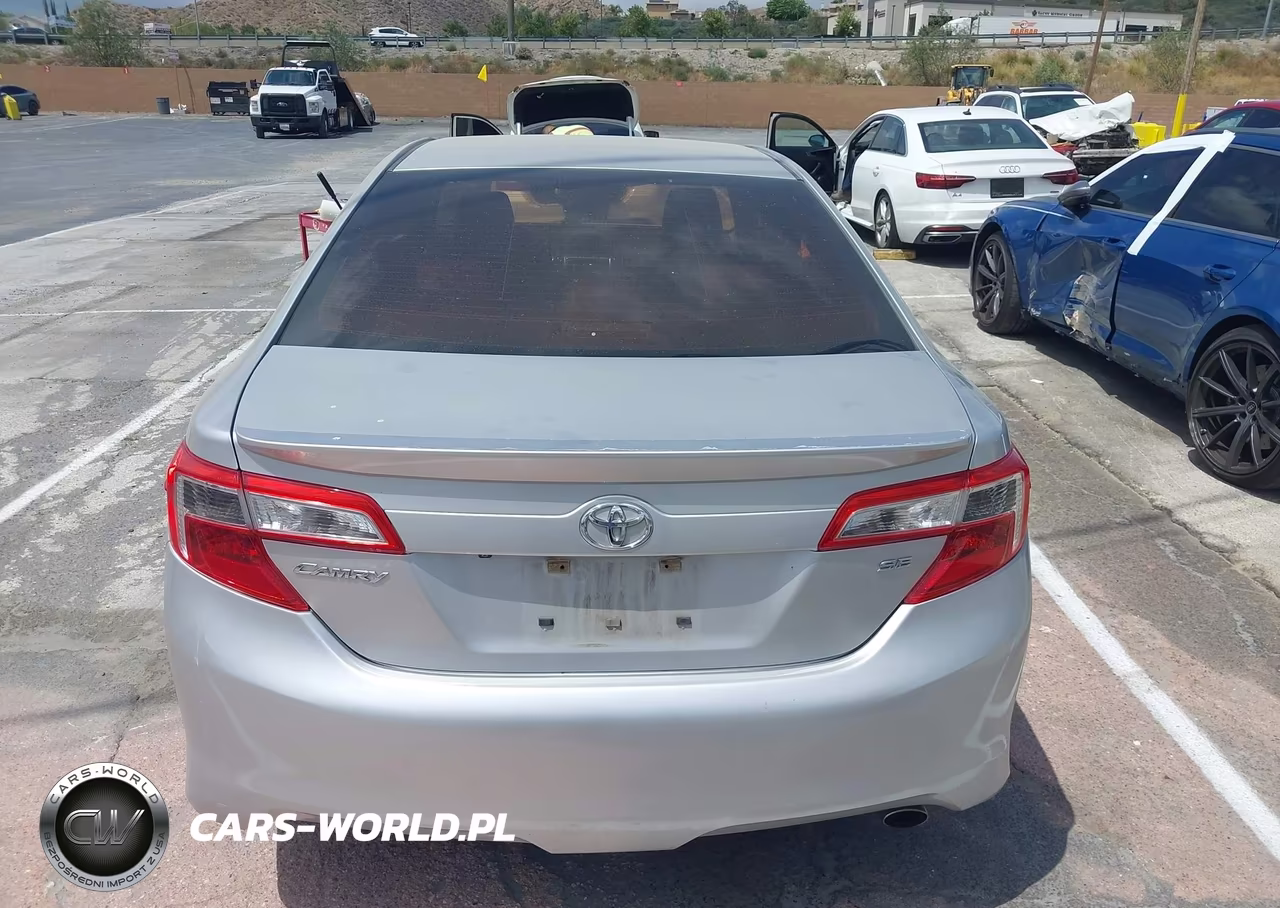 2014 Toyota Camry Se VIN:4T1BF1FK2EU454932 - 16