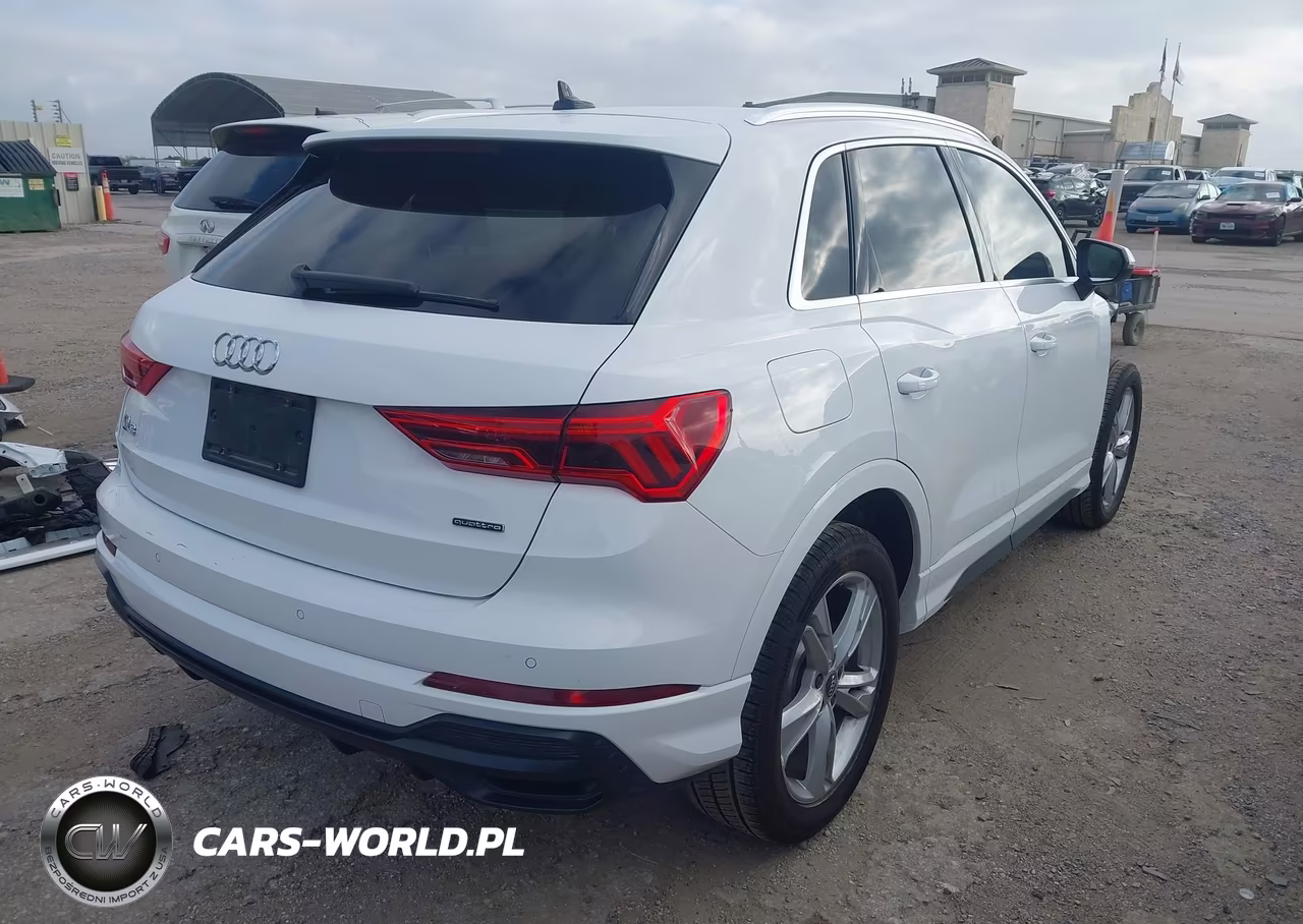 2020 Audi Q3 Premium 45 Tfsi S Line Quattro Tiptronic VIN:WA1DECF37L1010524 - 4