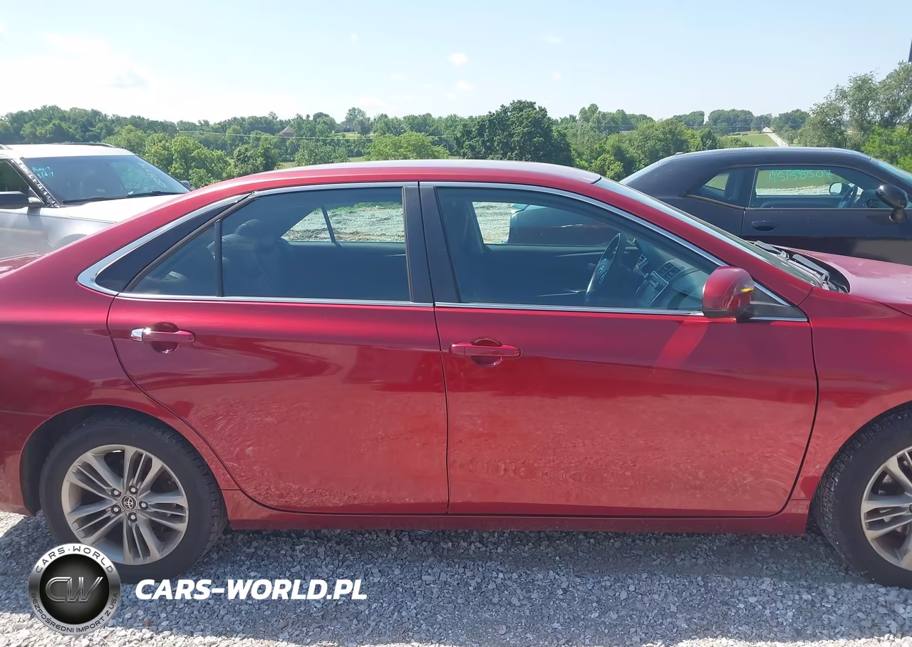 2015 Toyota Camry Se VIN:4T1BF1FK3FU923575 - 13
