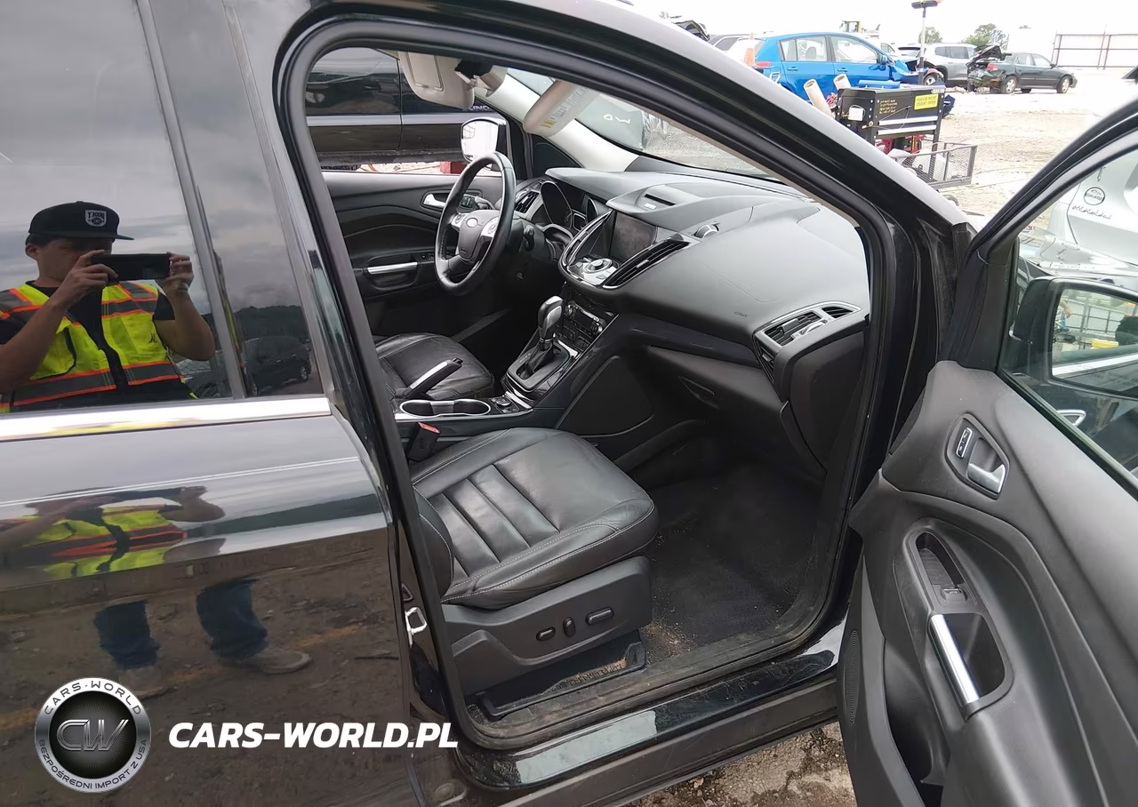 2015 Ford Escape Titanium VIN:1FMCU0J91FUA90240 - 5
