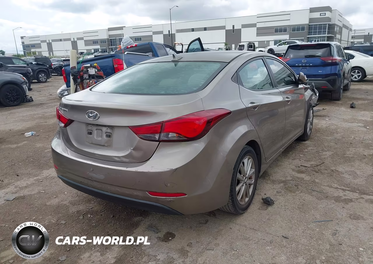 2014 Hyundai Elantra Se VIN:5NPDH4AE3EH538665 - 4