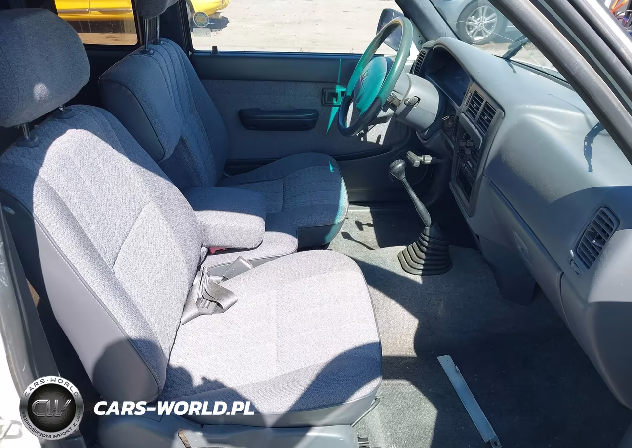 1997 Toyota Tacoma VIN:4TAVL52N1VZ330649 - 5