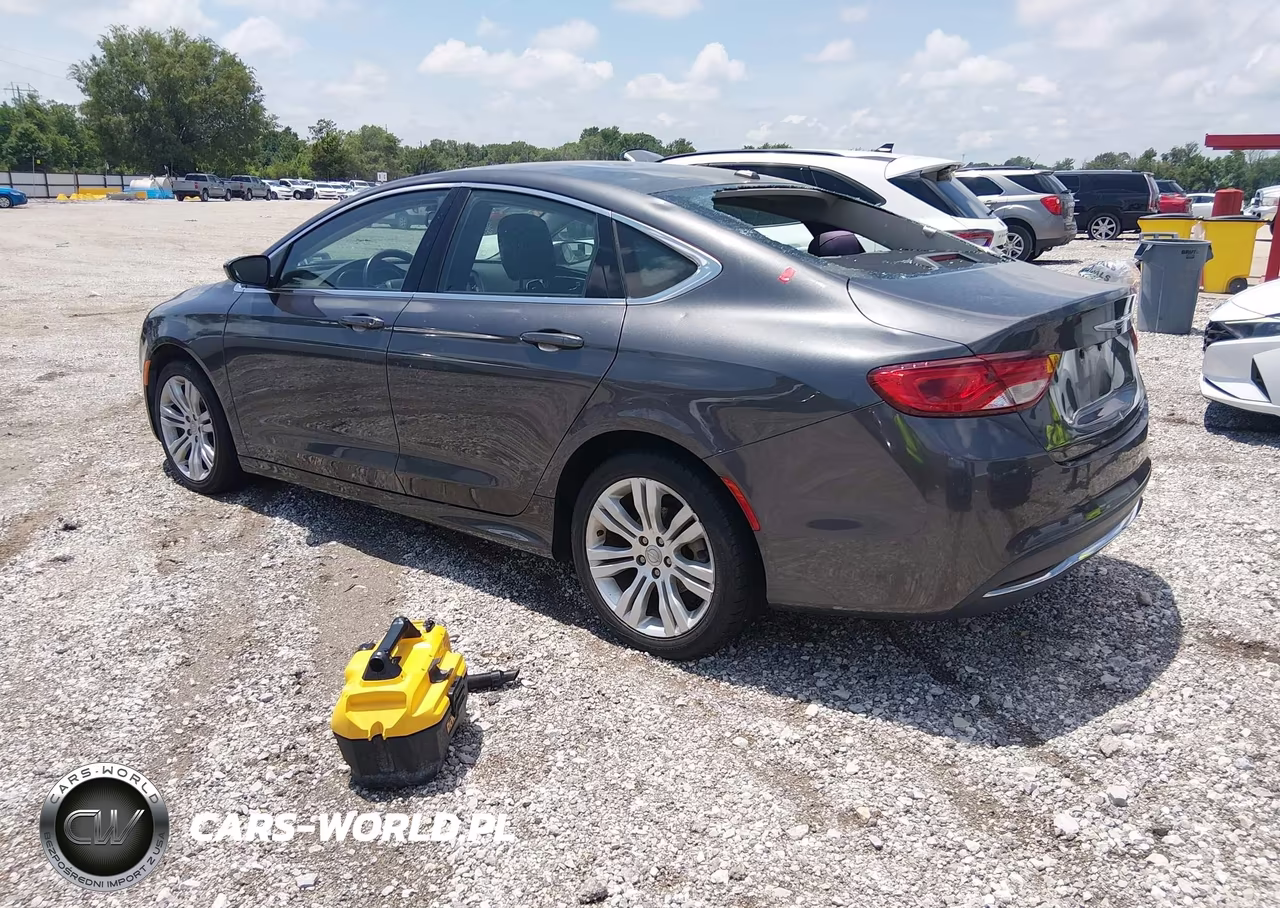 2015 Chrysler 200 Limited VIN:1C3CCCAB0FN601866 - 3