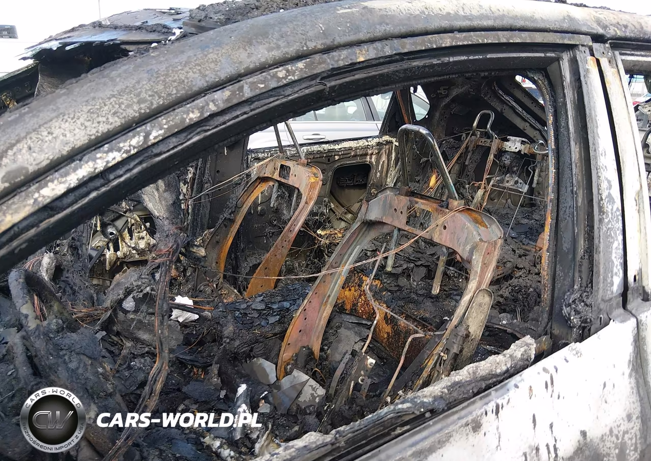 2024 Toyota Bz4X Xle VIN:JTMABACA5RA071632 - 9