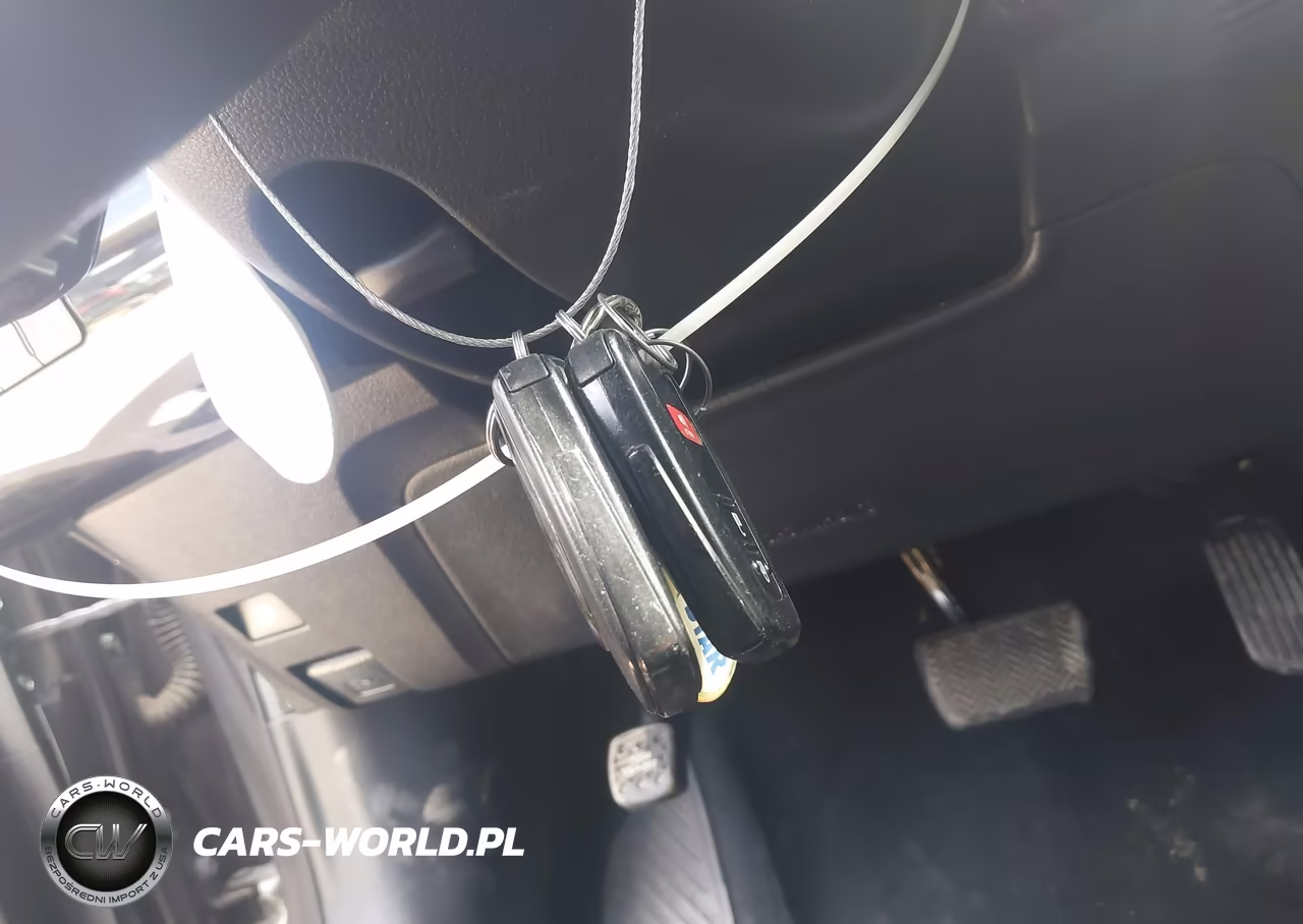 2016 Toyota Prius Two VIN:JTDKBRFU2G3516760 - 11