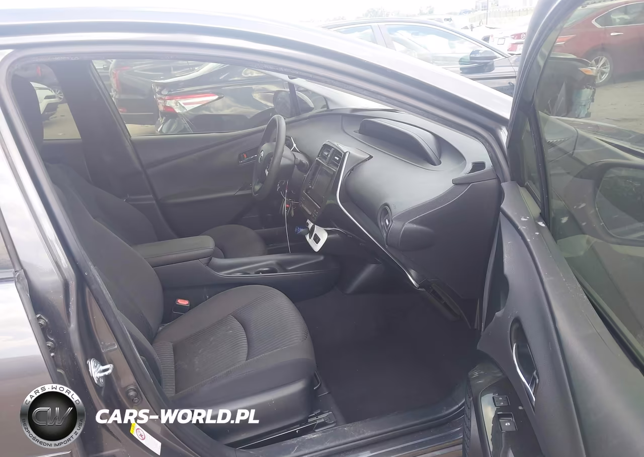 2016 Toyota Prius Two VIN:JTDKBRFU2G3516760 - 5