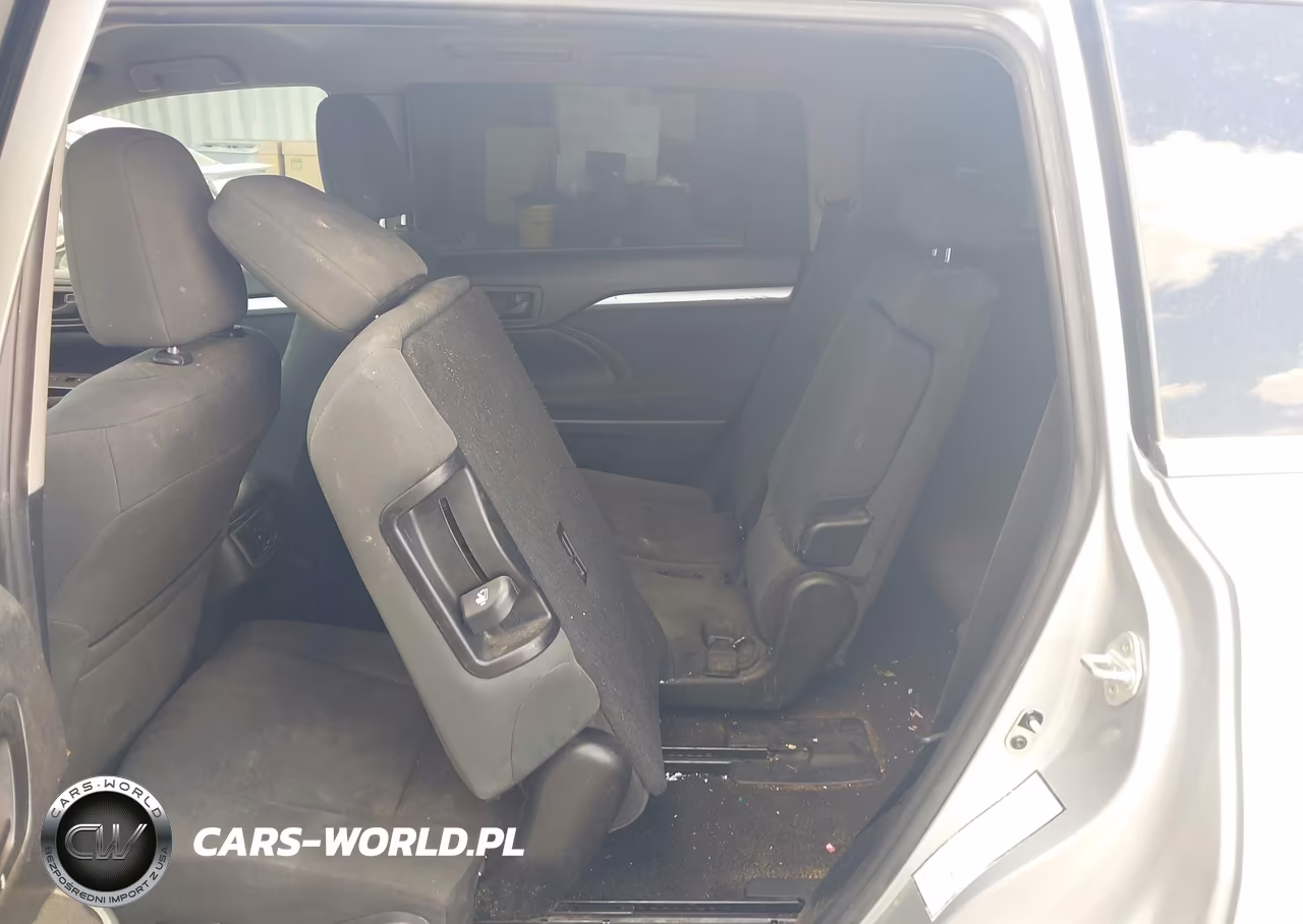 2019 Toyota Highlander Le VIN:5TDBZRFH0KS980183 - 8
