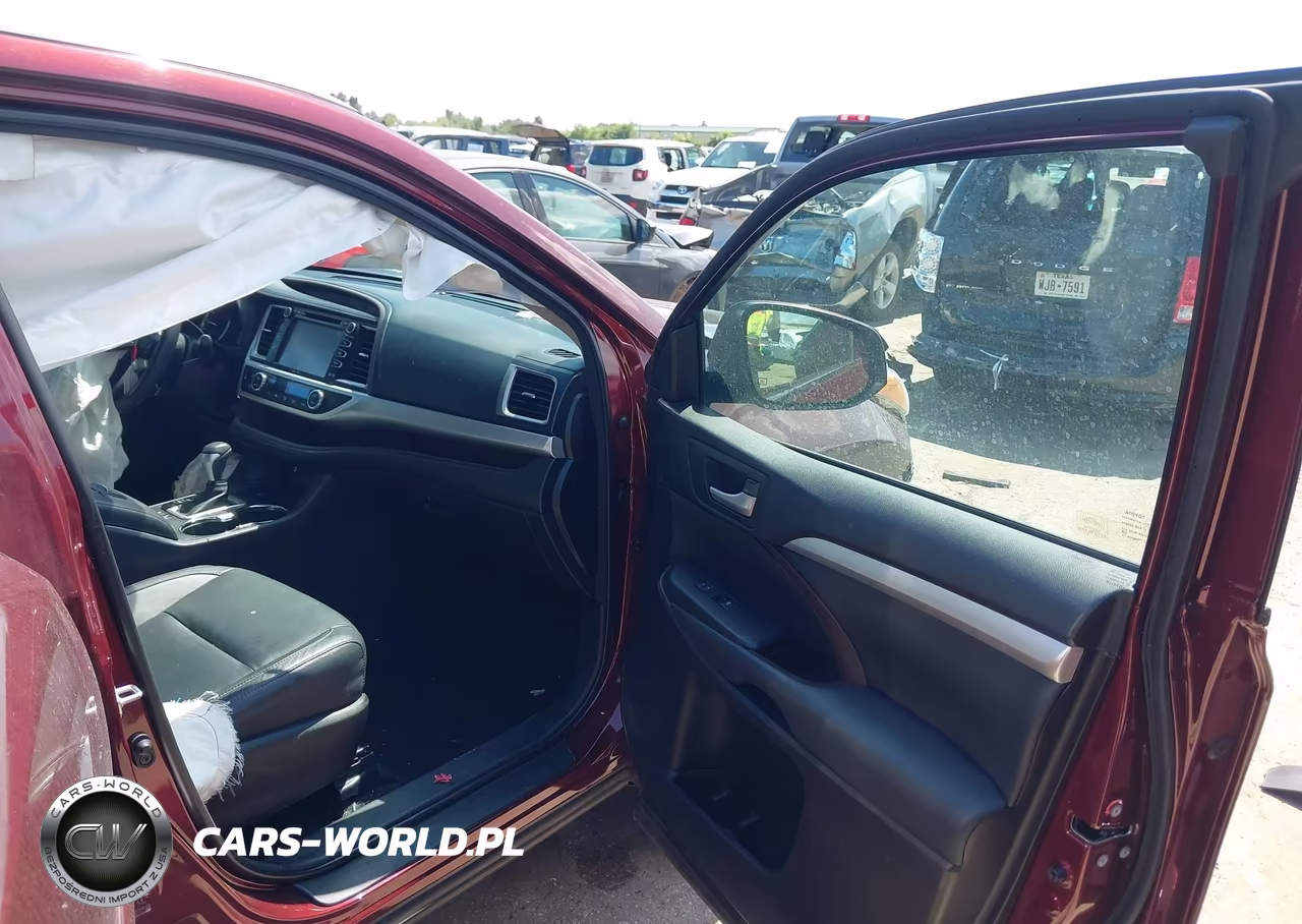 2015 Toyota Highlander Xle V6 VIN:5TDKKRFH5FS096167 - 5