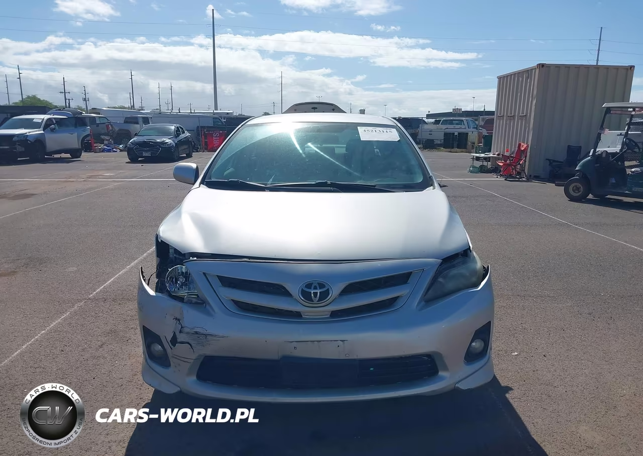 2013 Toyota Corolla S-S Special Edition VIN:2T1BU4EE8DC974782 - 12
