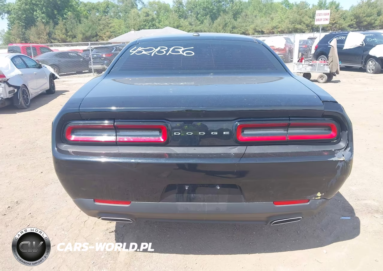 2017 Dodge Challenger Sxt VIN:2C3CDZAG7HH550602 - 16