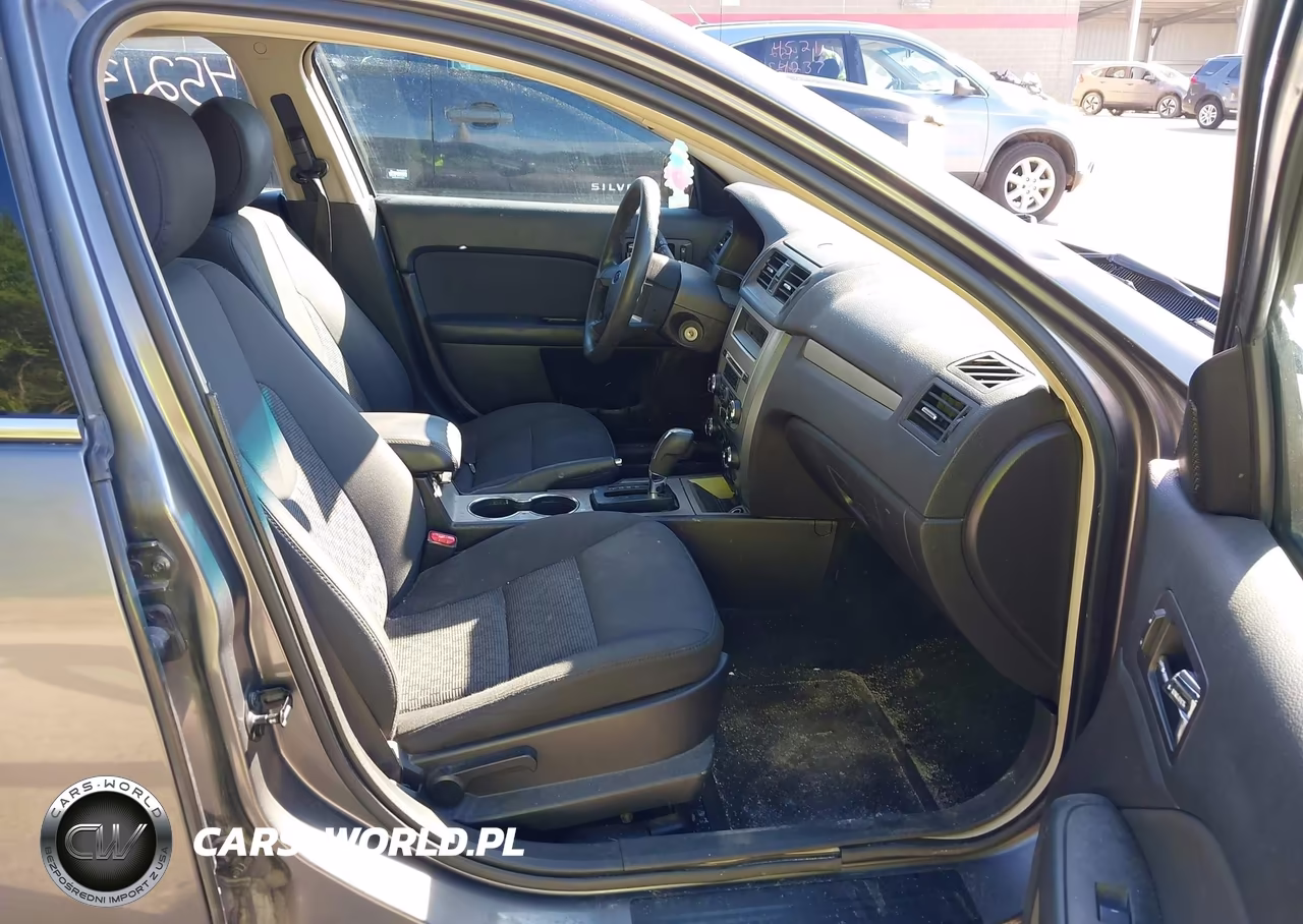 2012 Ford Fusion Se VIN:3FAHP0HA9CR208982 - 5