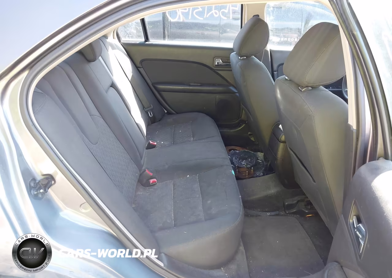 2012 Ford Fusion Se VIN:3FAHP0HA9CR208982 - 8