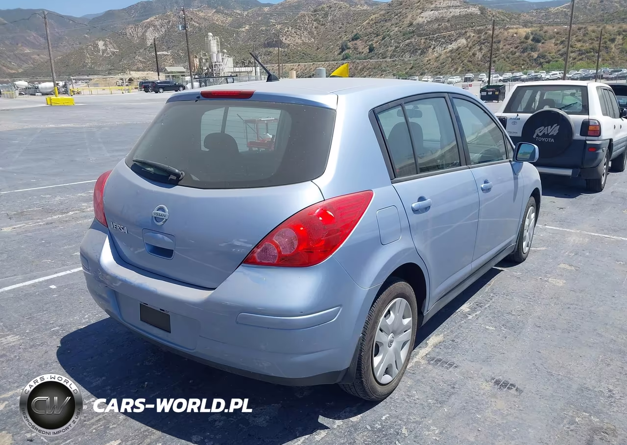 2010 Nissan Versa 1.8S VIN:3N1BC1CP0AL445330 - 4