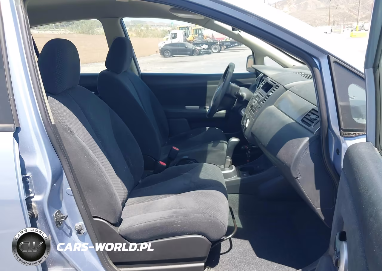2010 Nissan Versa 1.8S VIN:3N1BC1CP0AL445330 - 5