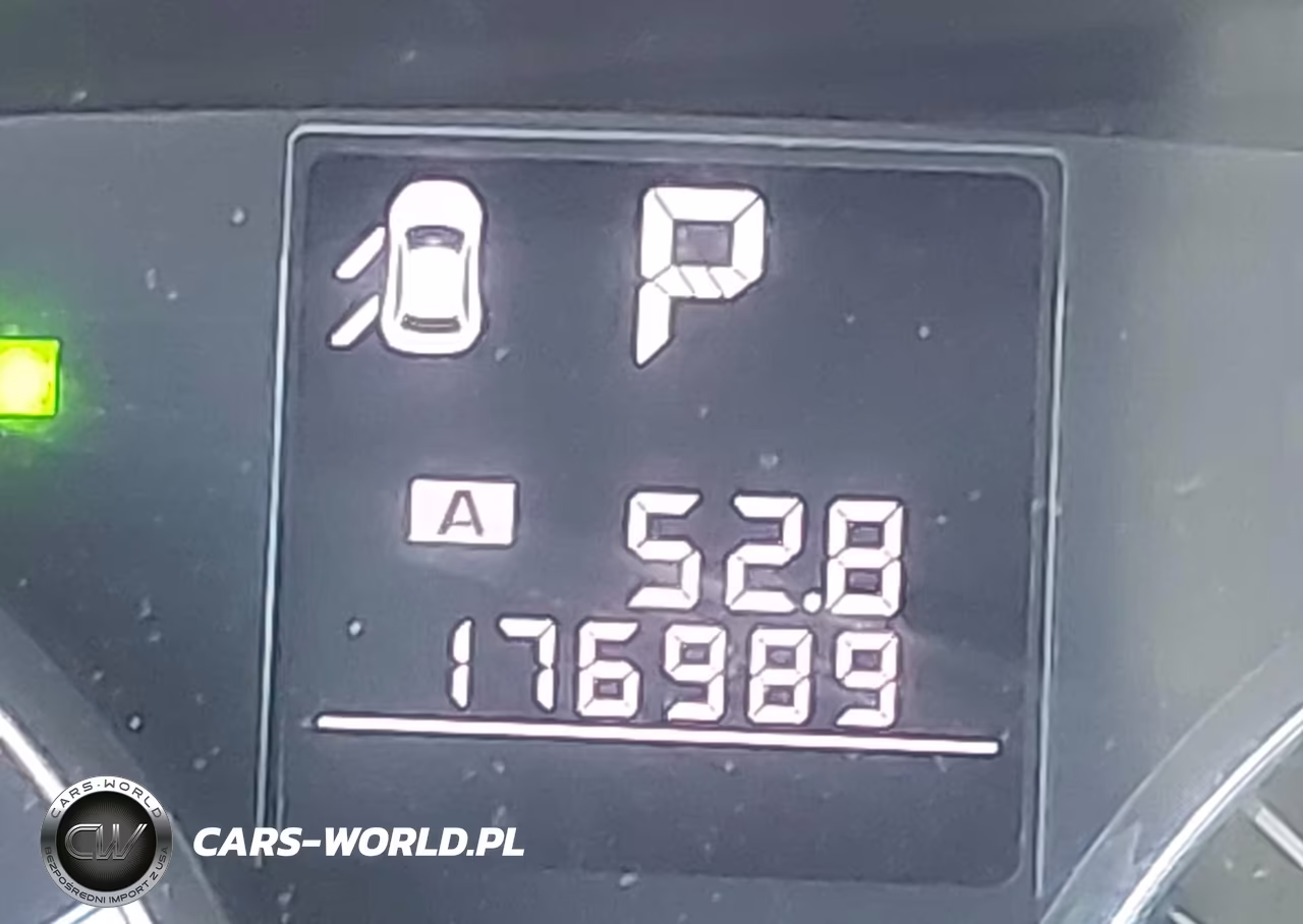 2011 Subaru Outback 3.6R Limited VIN:4S4BRDKC2B2411738 - 16