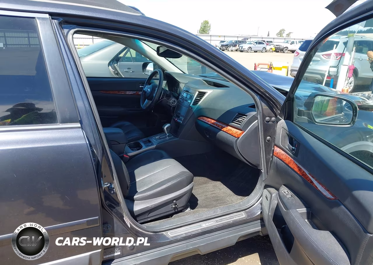 2011 Subaru Outback 3.6R Limited VIN:4S4BRDKC2B2411738 - 5