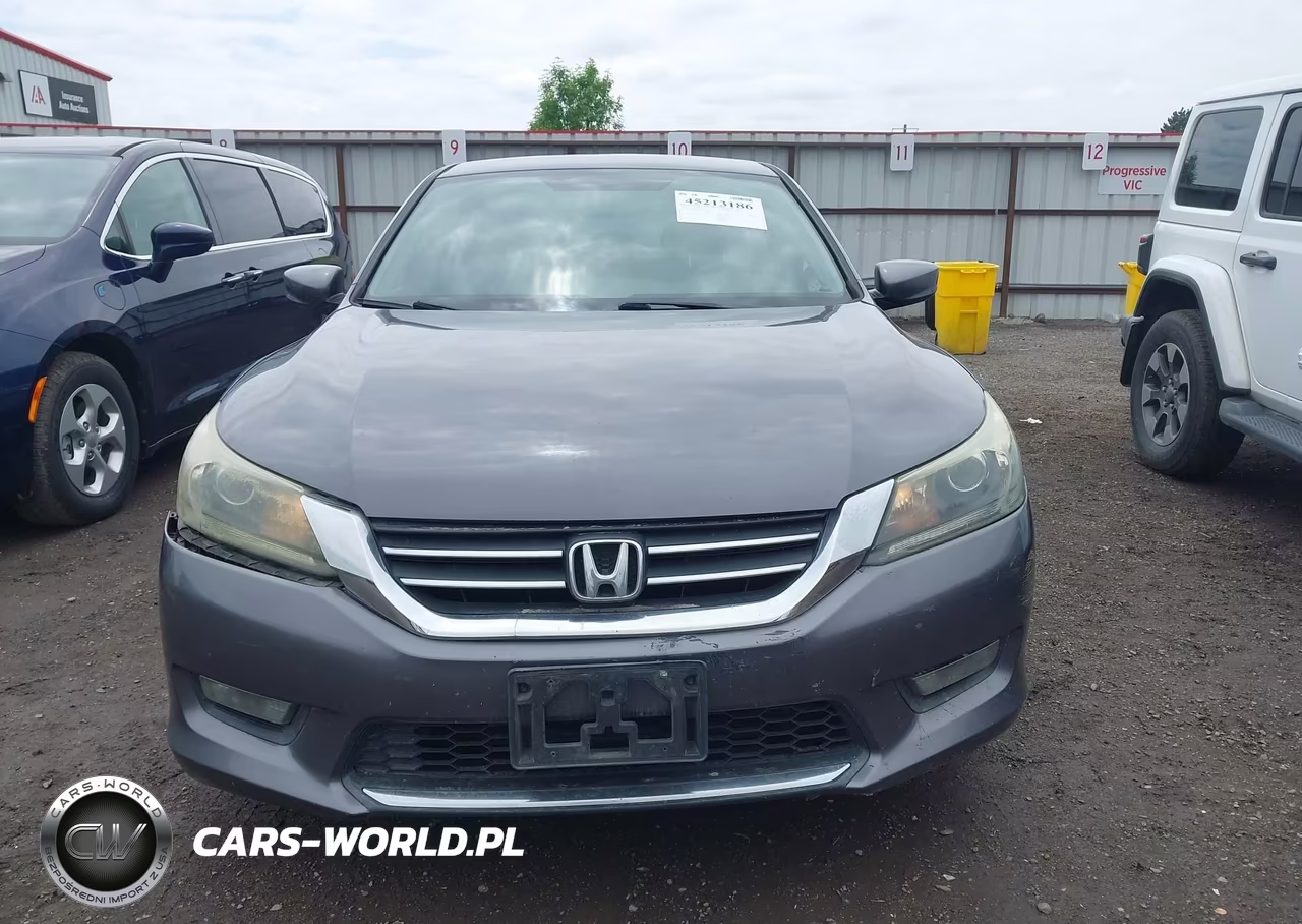 2015 Honda Accord Sport VIN:1HGCR2F58FA050828 - 12