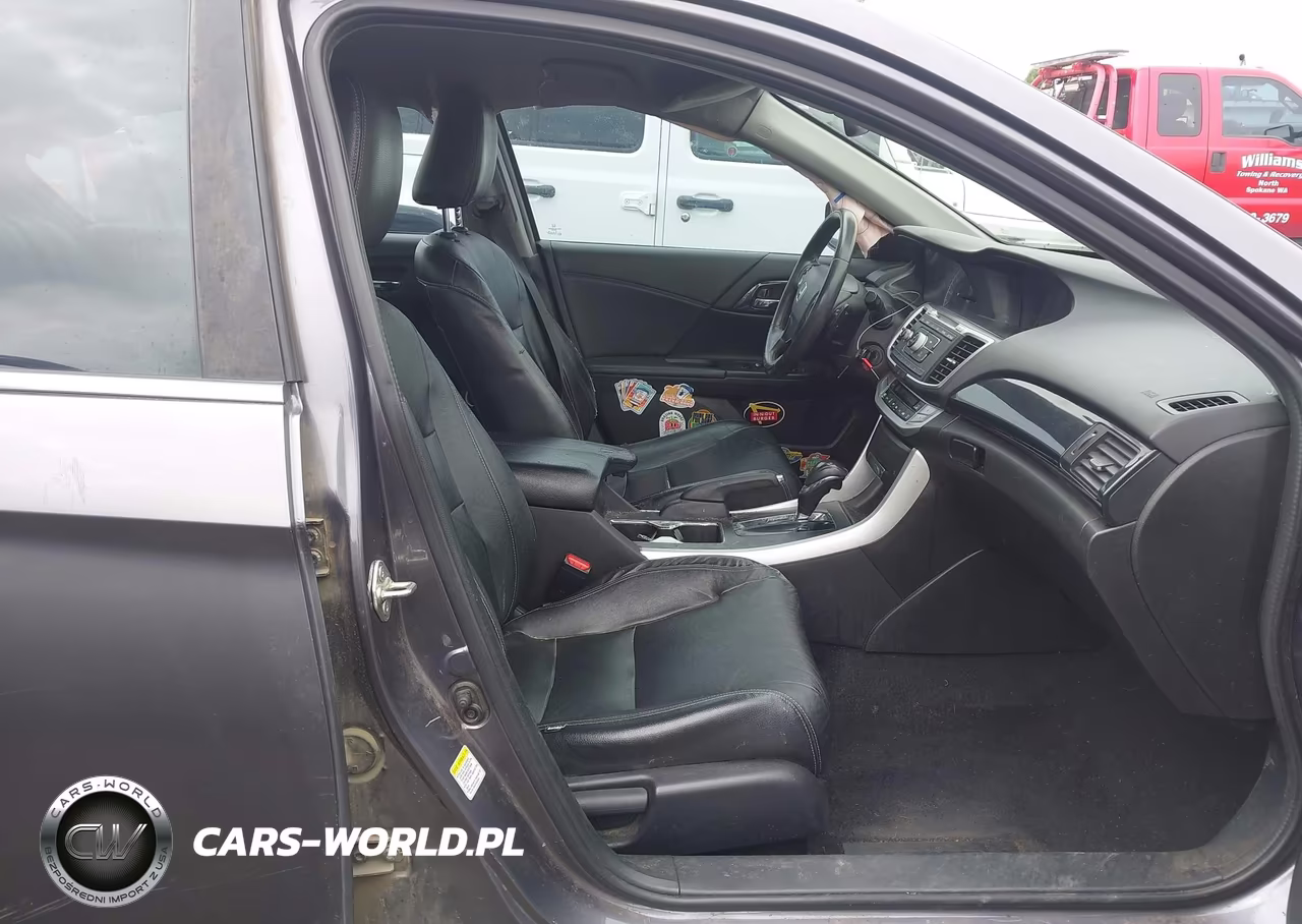 2015 Honda Accord Sport VIN:1HGCR2F58FA050828 - 5