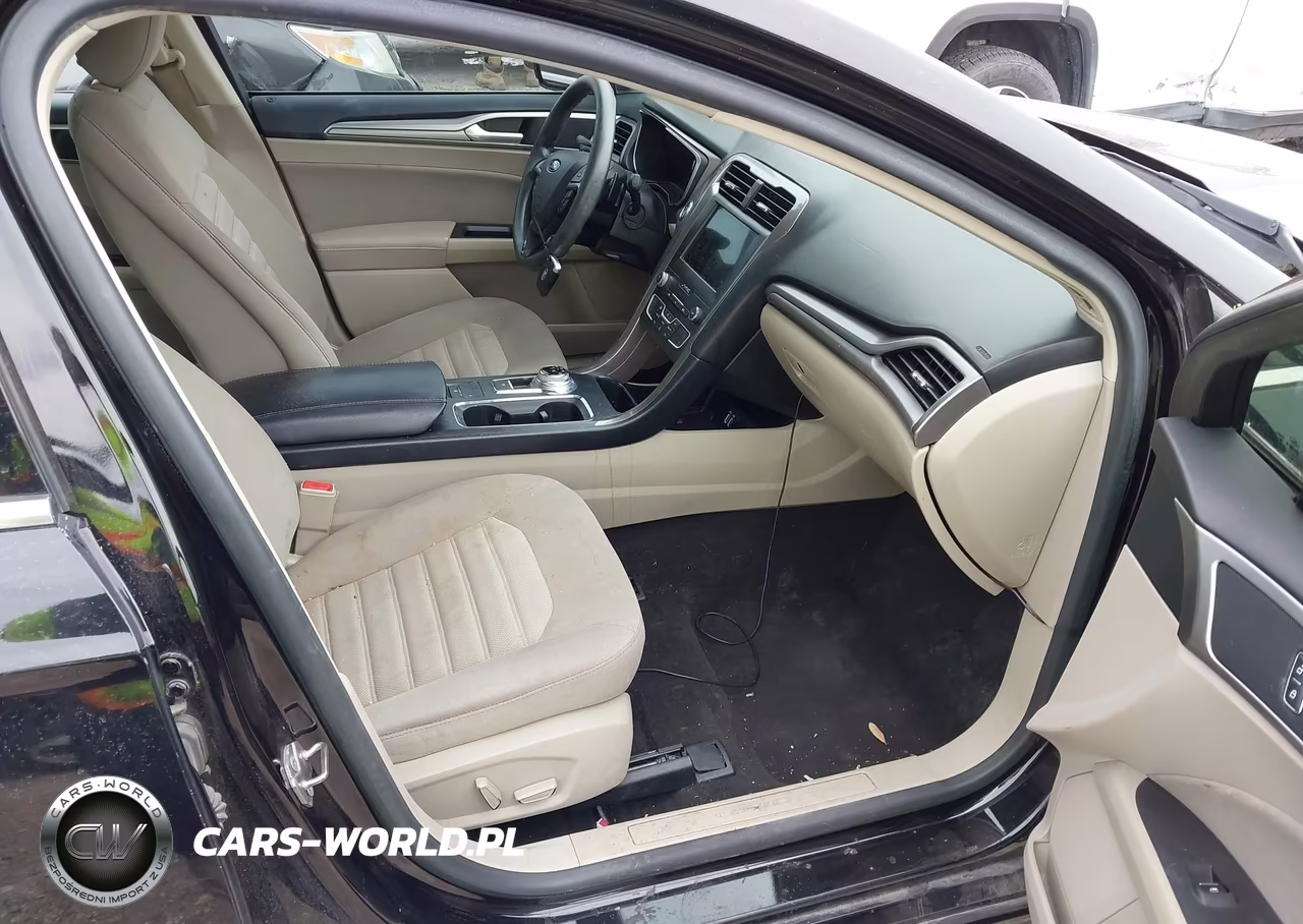 2019 Ford Fusion Se VIN:3FA6P0HDXKR198429 - 5