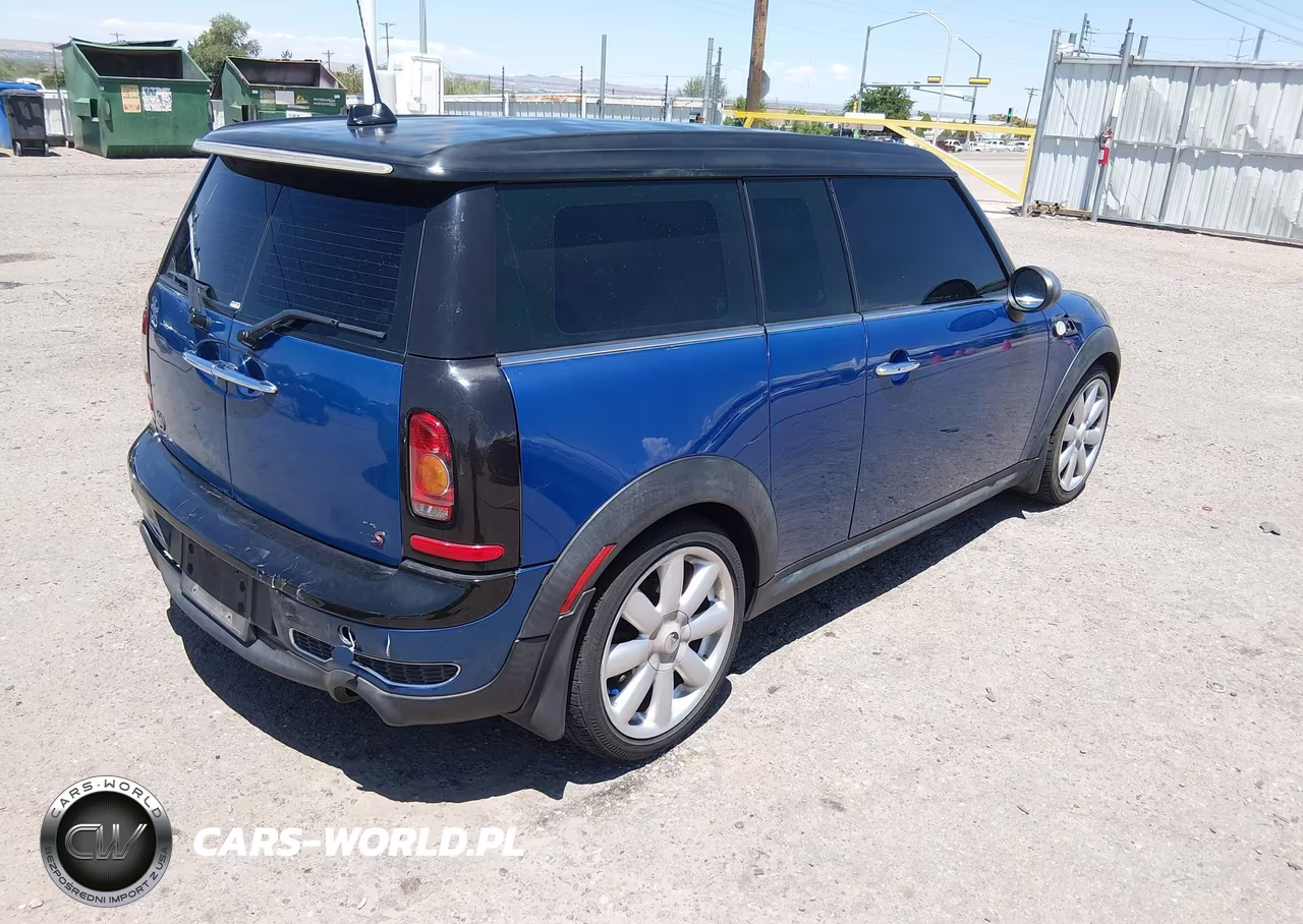 2008 Mini Cooper S Clubman VIN:WMWMM33588TP70887 - 4